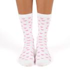 Women's White and Pink Ankle-Length Heart Pattern Socks, ऑफ व्हाइट, small