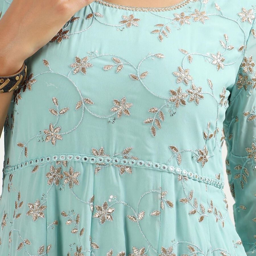 Women's Light Aqua Blue Round Neck Embroidered Kurta, हल्का नीला, large image number null