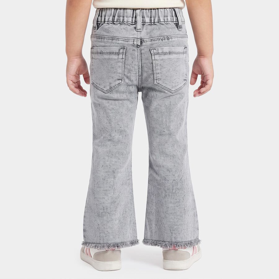 Girls Grey Flared Fit Butterfly Embroidered Jeans, हल्का ग्रे, large