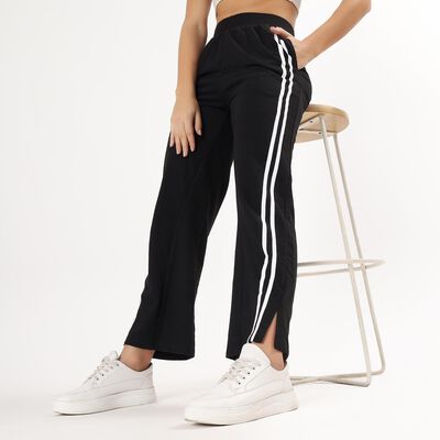 Women's Solid Black Regular Fit Track Pants