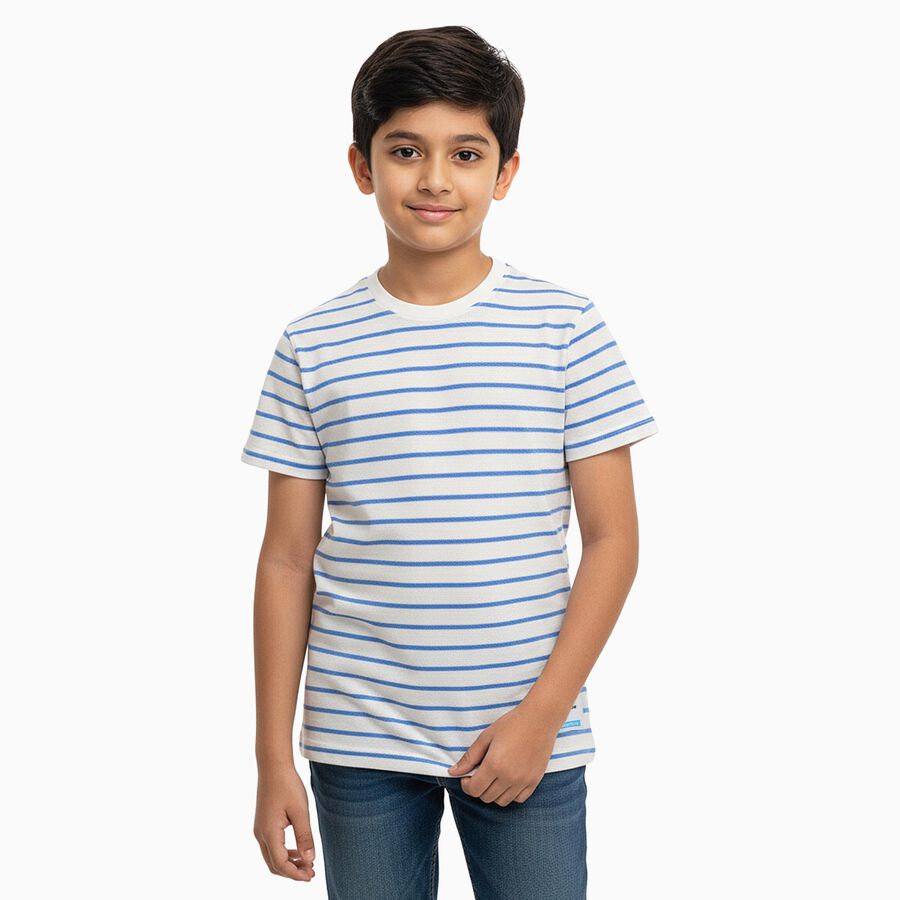 Boys Pale Powder Blue Crew Neck Casual T-Shirt, Light Blue, large