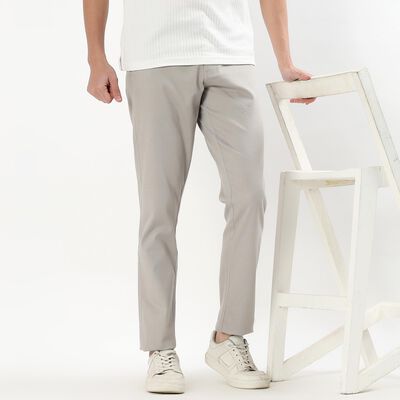 Men's Muted Silver Slim Fit Flat-Front Casual Trousers