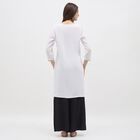 Women's White Round Neck Embroidered Kurta, ऑफ व्हाइट, small image number null