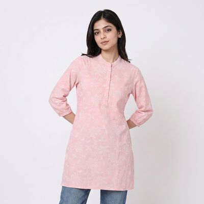 Women's Pink Mandarin Collar Floral Printed Kurta