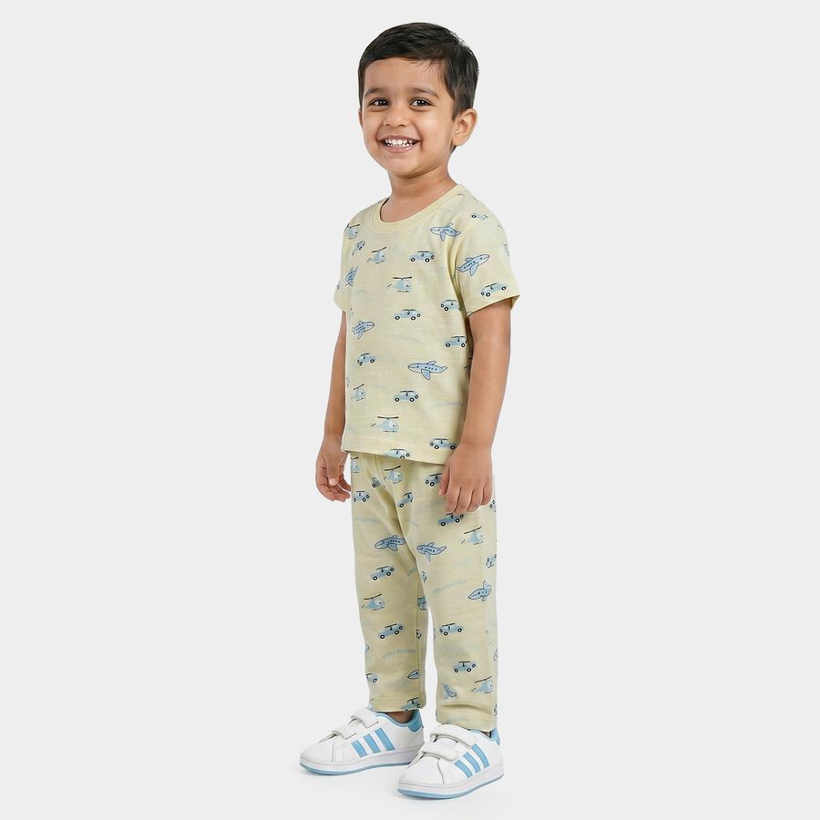 Boys Yellow Cotton Round Neck Graphic Printed Night Suit, पीला, large