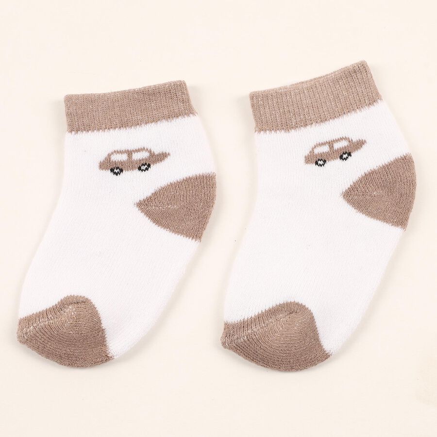 Infants White and Beige Regular Fit Car Design Socks, सफ़ेद, large image number null