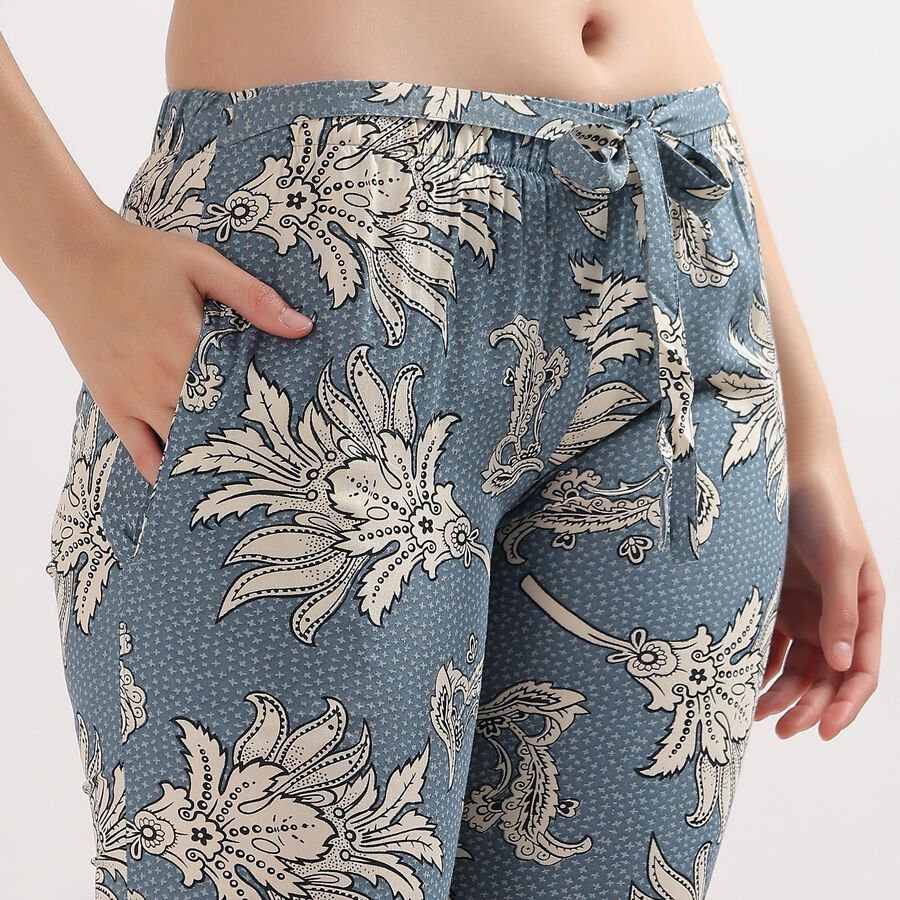 Ladies' Capri, मध्यम नीला, large image number null