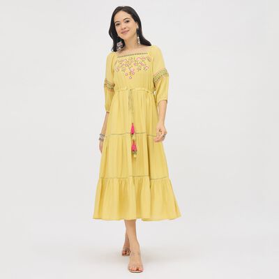Ladies' Dress