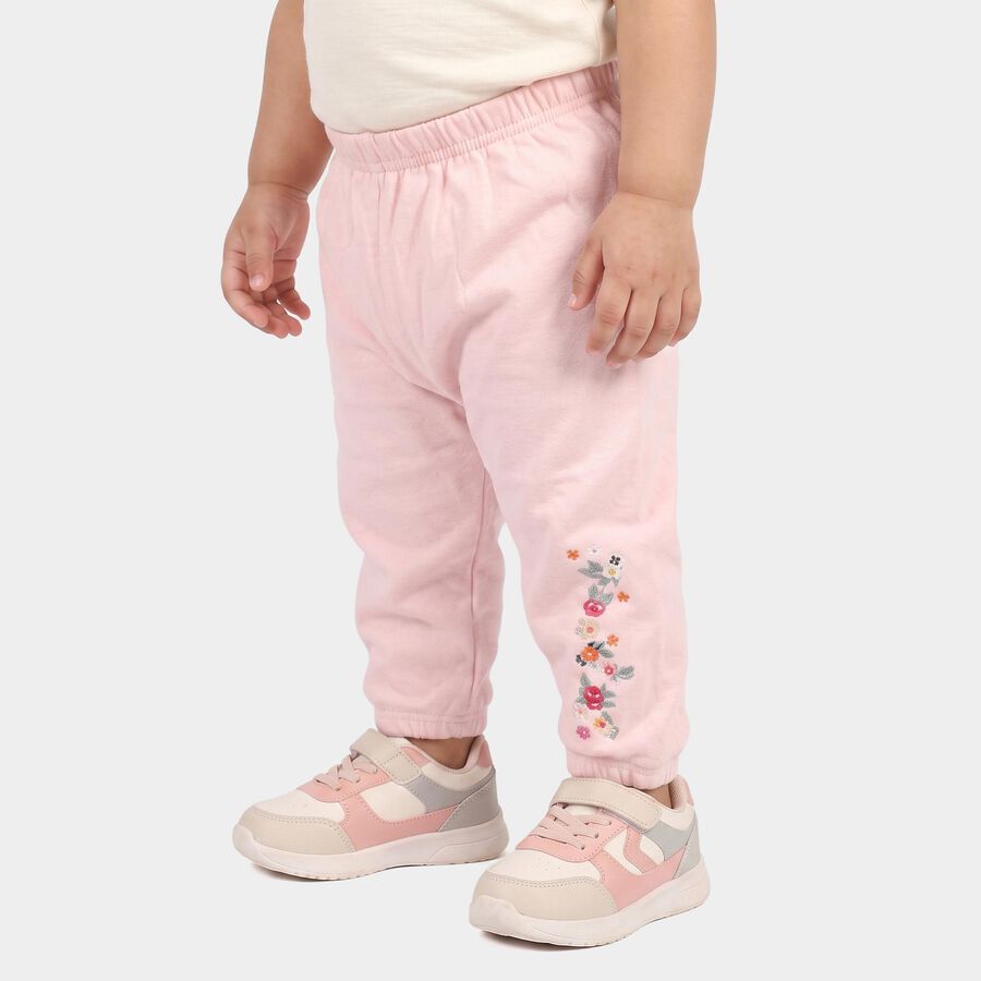 Infants Pink Jogger Floral Embroidered Pyjama, हल्का गुलाबी, large