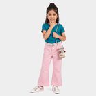 Girls Pink Flared Fit Patch Pocket Jeans, हल्का गुलाबी, small