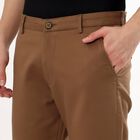 Men's Warm Chestnut Brown Slim Fit Flat-Front Casual Trousers, भूरा, small