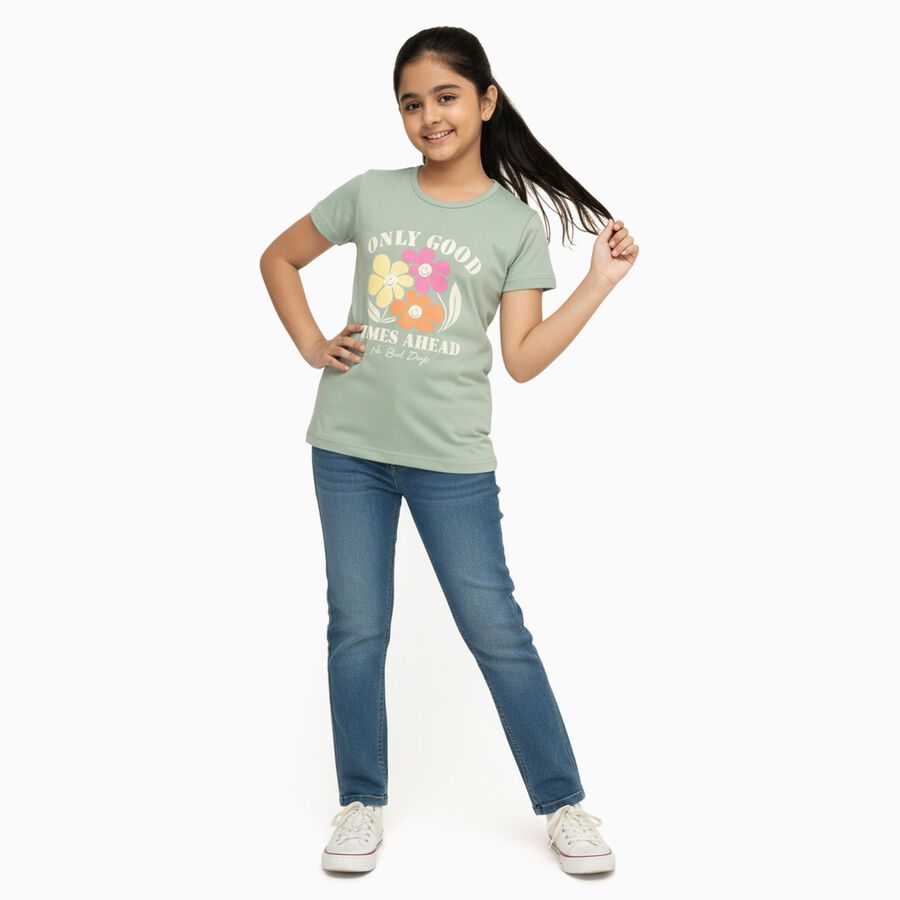 Girls Light Sage Green Round Neck Casual T-Shirt, हल्का हरा, large image number null