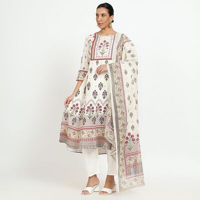 Women's White Floral Printed Ethnic Set