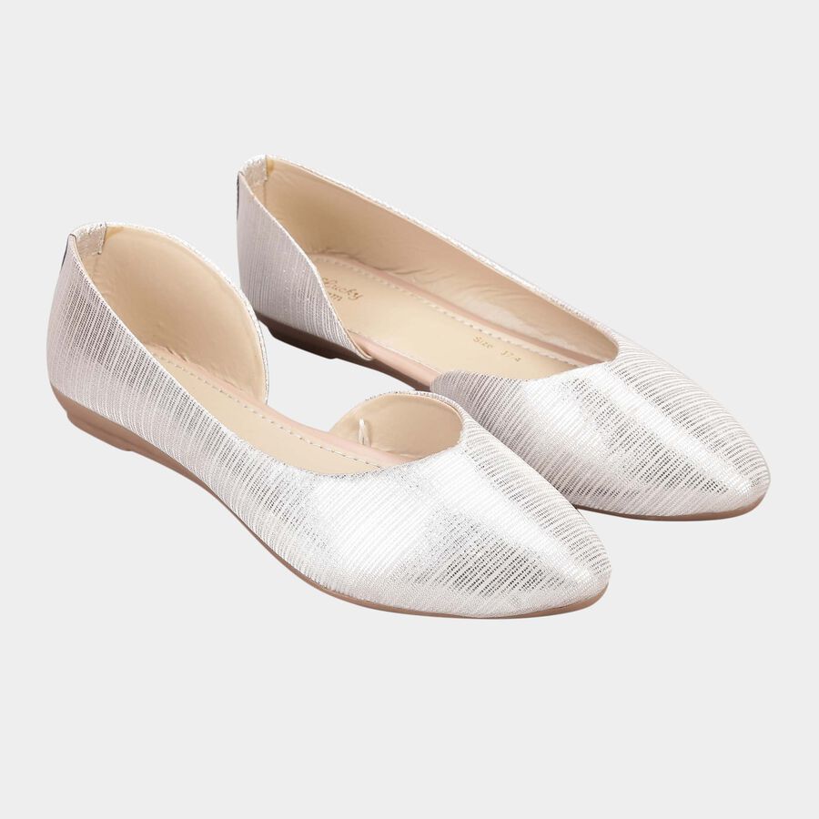 Lucky Charm Women Slip On Casual Shoes Vishal Mega Mart India