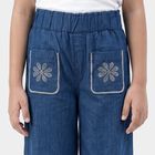 Girls Blue Straight Fit Embellished Jeans, मध्यम नीला, small