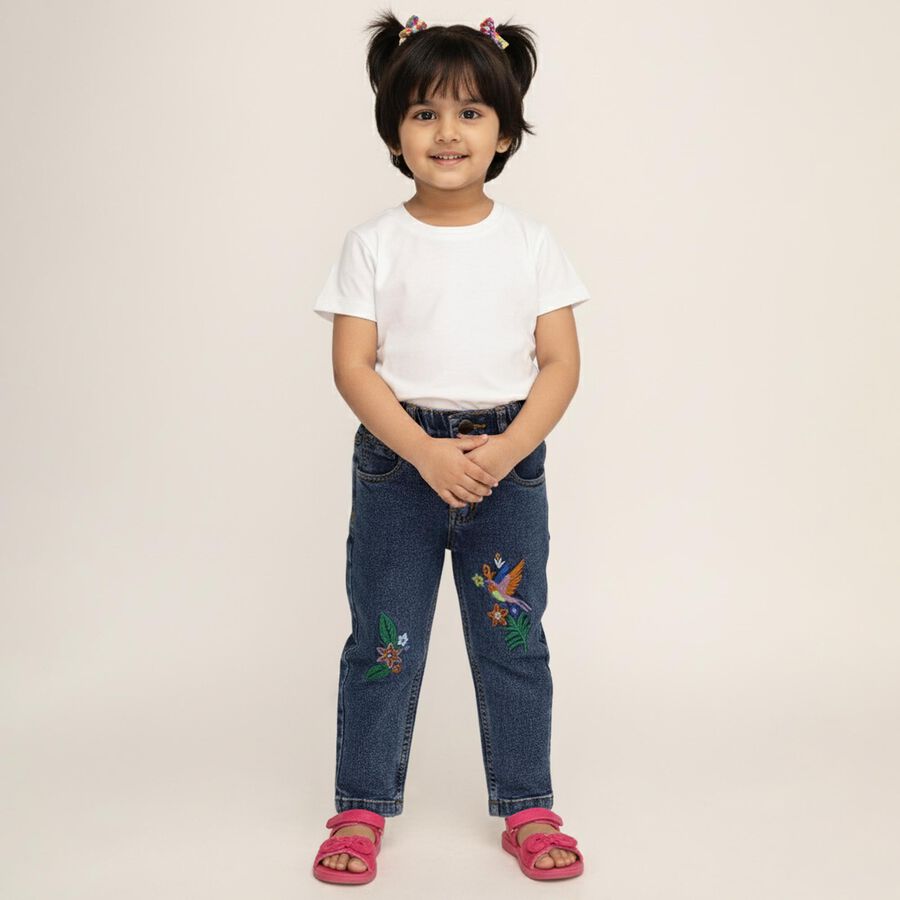 Girls' Dark Blue Regular Fit Embroidered Jeans, मध्यम नीला, large image number null
