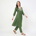 Women's Green Cotton V-Neck Embroidered Kurta, हल्का हरा, small