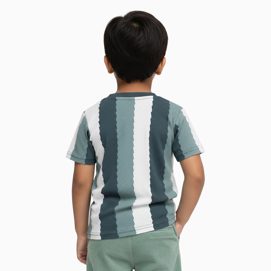 Boys Bright Royal Blue Round Neck Casual Half Sleeve T-Shirt, टील ब्लू, large
