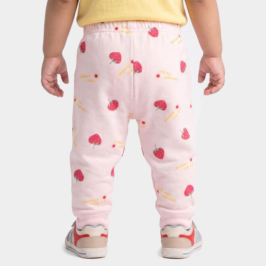 Infants Pink Jogger Fit Strawberry Printed Pyjama, हल्का गुलाबी, large