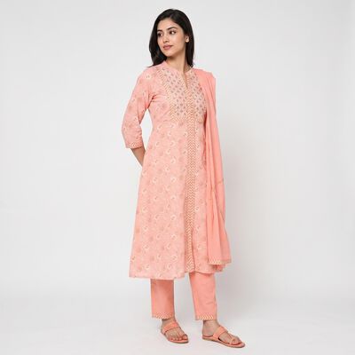 Women's Light Pink Cotton Mandarin Collar Printed Straight Kurta