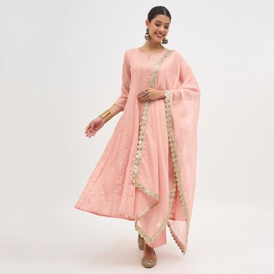 Women's Light Pink Round Neck Embroidered Kurta