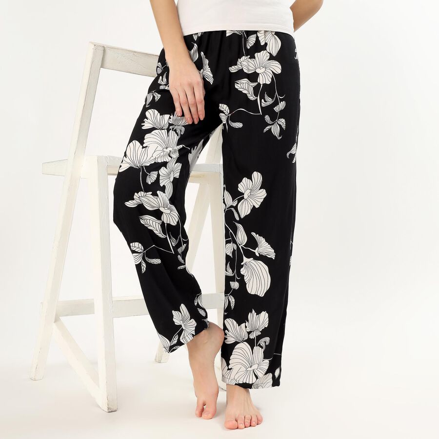 Women's Soft Ivory Relaxed Fit Solid Pyjama, काला, large