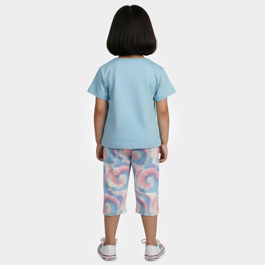 Girls Light Blue Round Neck T-Shirt Set Top and Capri Set, Light Blue, large
