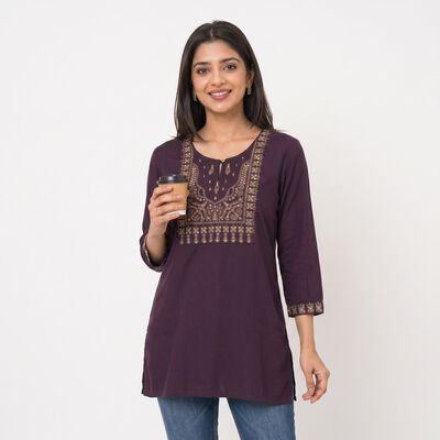 Women's Purple Round Neck Embroidered Kurti
