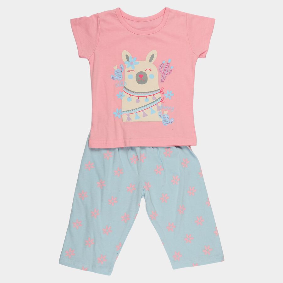 Girls Pink Round Neck Casual T shirt and Capri Set, हल्का गुलाबी, large