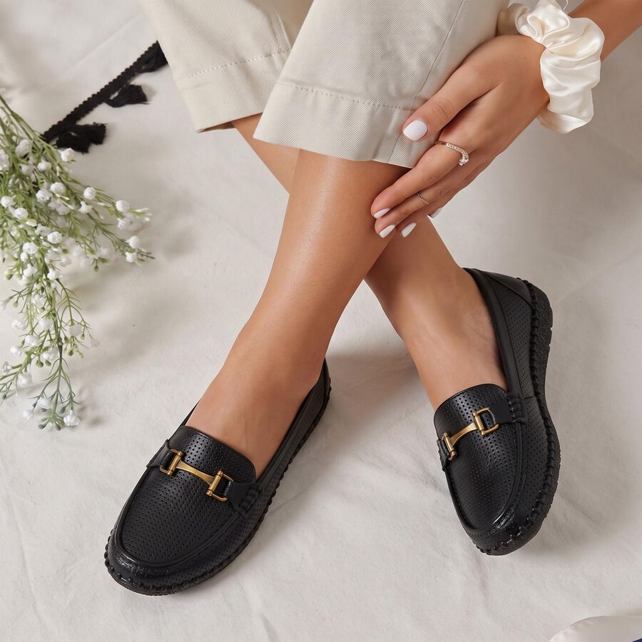 Women's Black Slip-On Loafers, काला, large