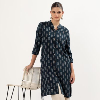 Women's Dark Midnight Blue Mandarin Collar Printed Kurta