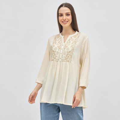 Women's Light Beige Embroidered Mandarin Collar Kurti