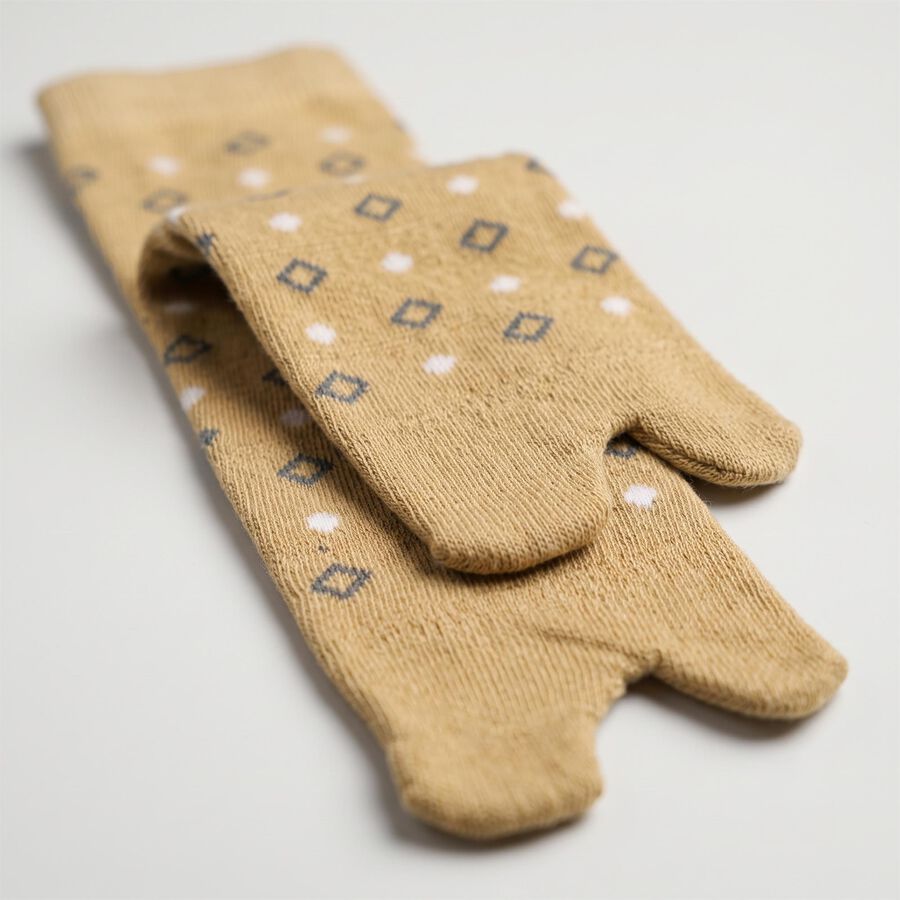 Women Beige Regular Fit Toe Design Pack of 1 Socks, गहरा पीला, large