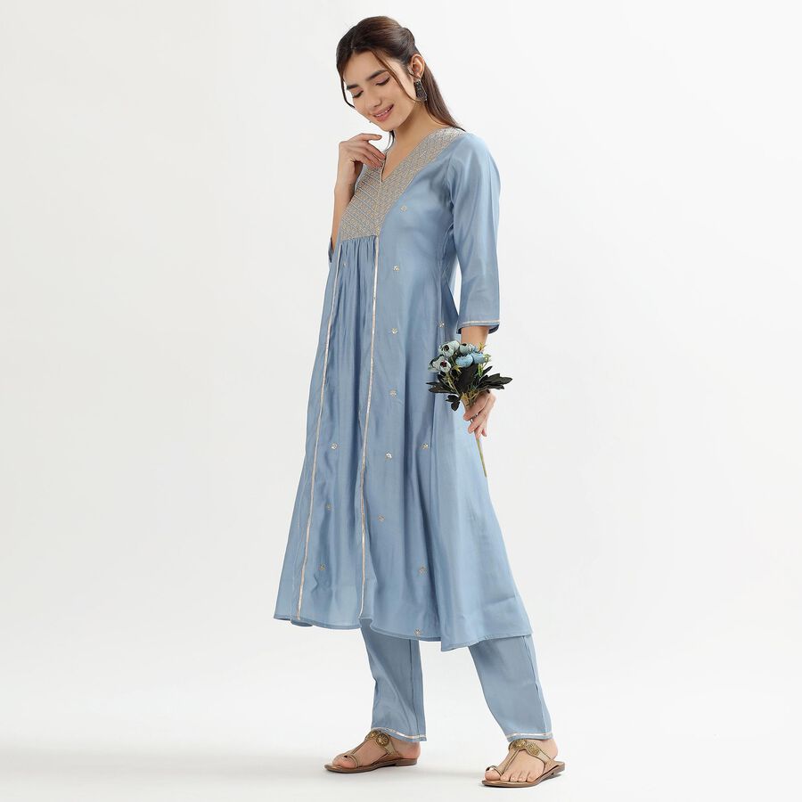 Women's Muted Powder Blue V-Neck Embroidered Flared Kurta, मध्यम नीला, large image number null
