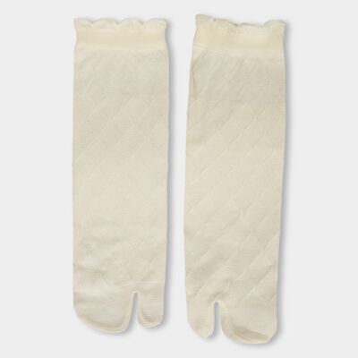 Women's Soft Cream Regular Fit Quilted Tabi Socks