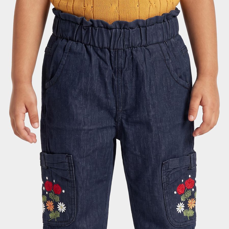 Girls Navy Blue Jogger Fit Embroidered Cargo Jeans, गहरा नीला, large