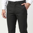 Men's Black Slim Fit Textured Chino Trousers, काला, small