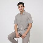 Men's Light Blue Half Sleeves Spread Collar Regular Fit Shirt, हल्का नीला, small