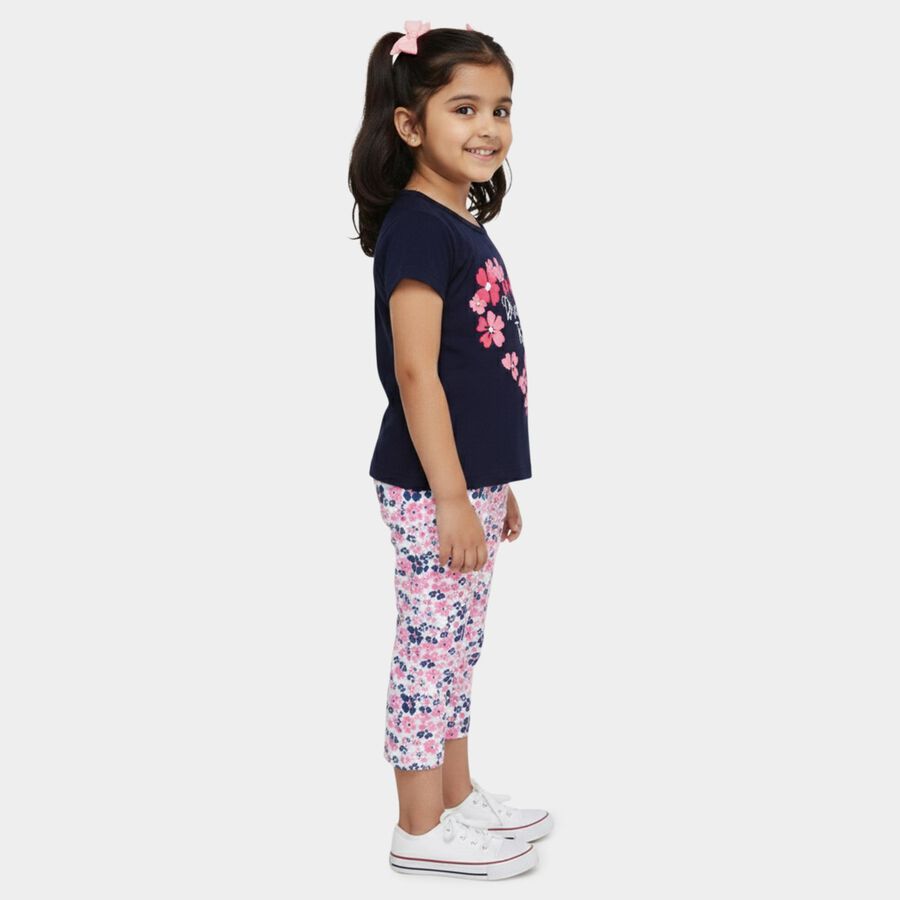 Girls' Navy Blue Round Neck Graphic Top and Capri Set, नेवी ब्लू, large
