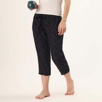 Women's Black Regular Fit Elasticated Waist Capri