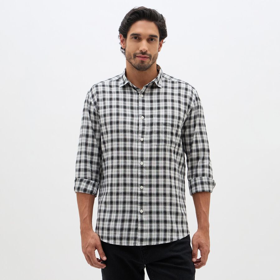 Men's White and Black Checkered Spread Collar Casual Shirt, White, large