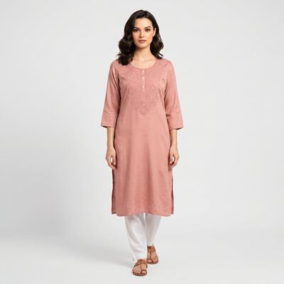 Women's Pink Round Neck Embroidered Kurta