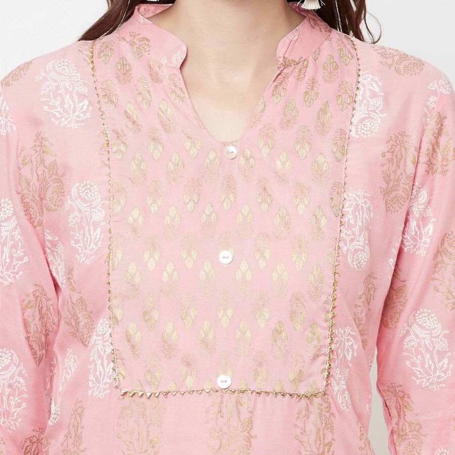 3/4th Sleeves Flared Kurta, Pink, large image number null