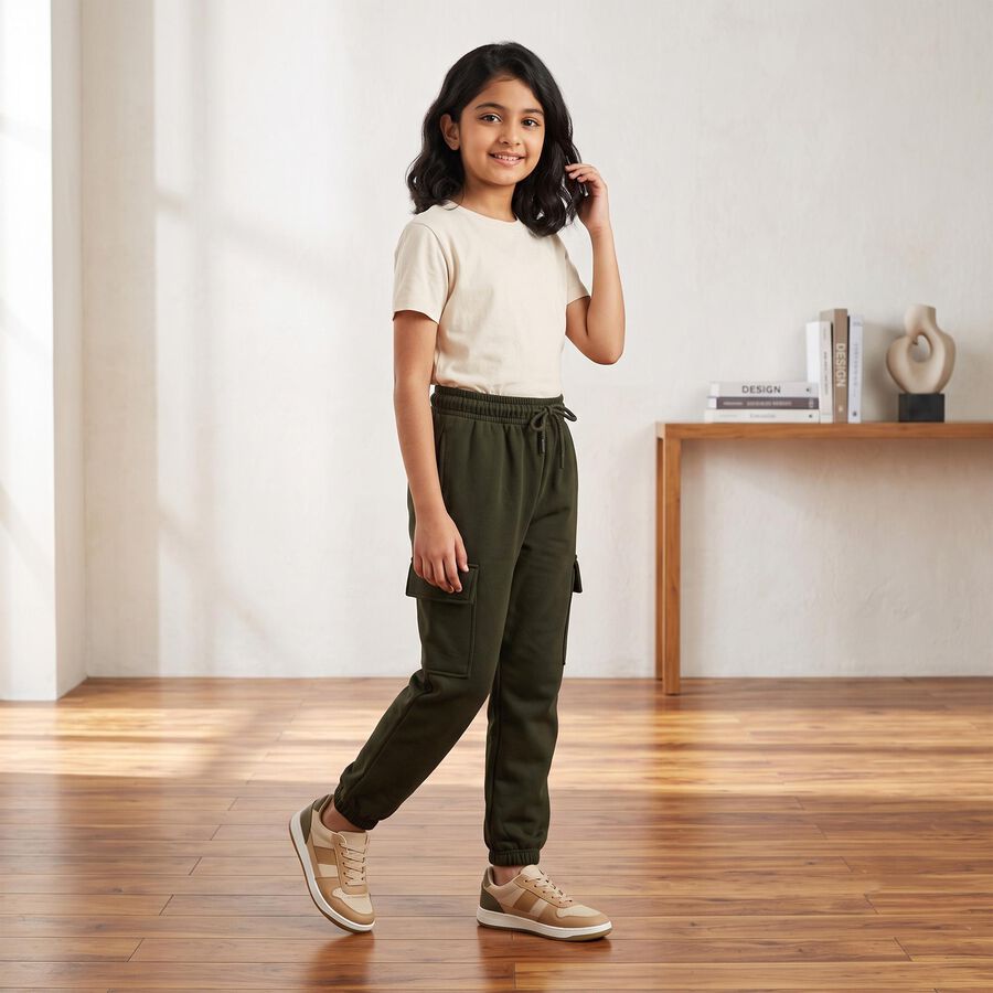 Girls Olive Green Jogger Fit Solid Cargo Pocket Winter Pyjama, ओलिव, large