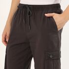 Men's Dark Brown Slim Fit Cargo Joggers, गहरा ग्रे, small image number null