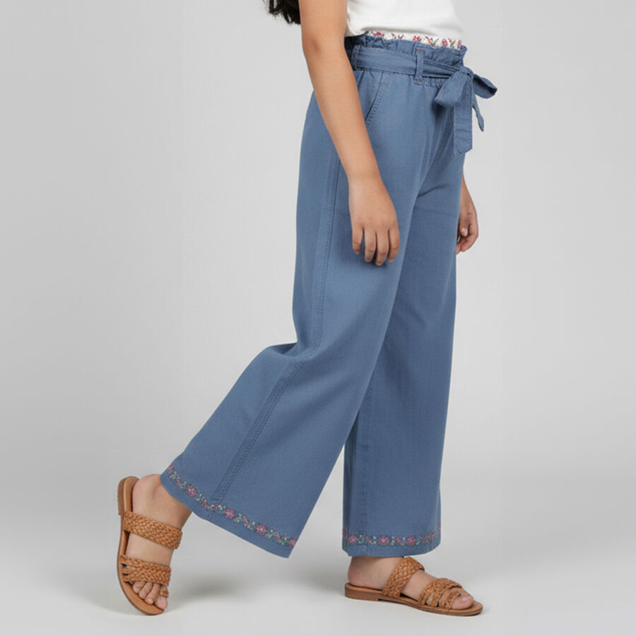 Girls' Dusty Steel Blue Wide-Leg Embroidered Jeans, मध्यम नीला, large image number null