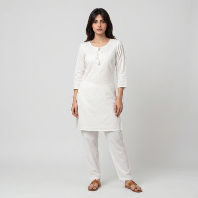 Women's White Keyhole Neck Embroidered Straight Kurta