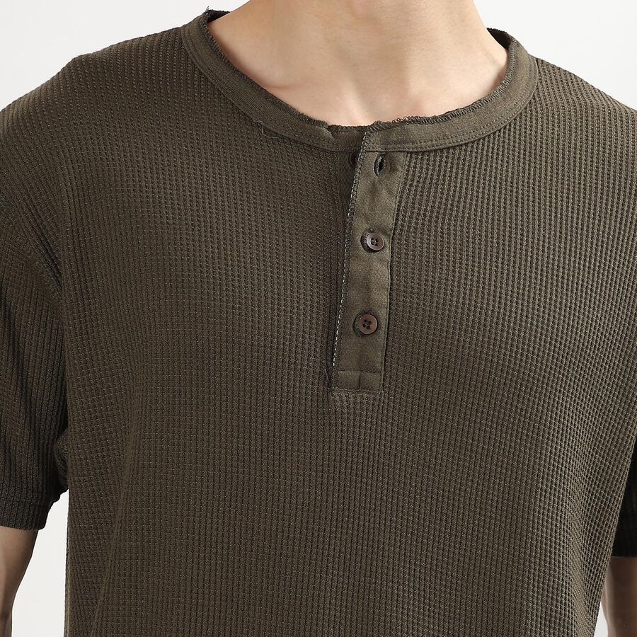 Men's Olive Henley Neck Casual T-Shirt, ओलिव, large image number null