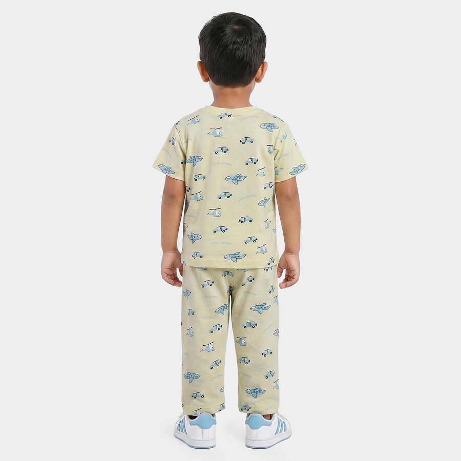 Boys Yellow Cotton Round Neck Graphic Printed Night Suit, पीला, large