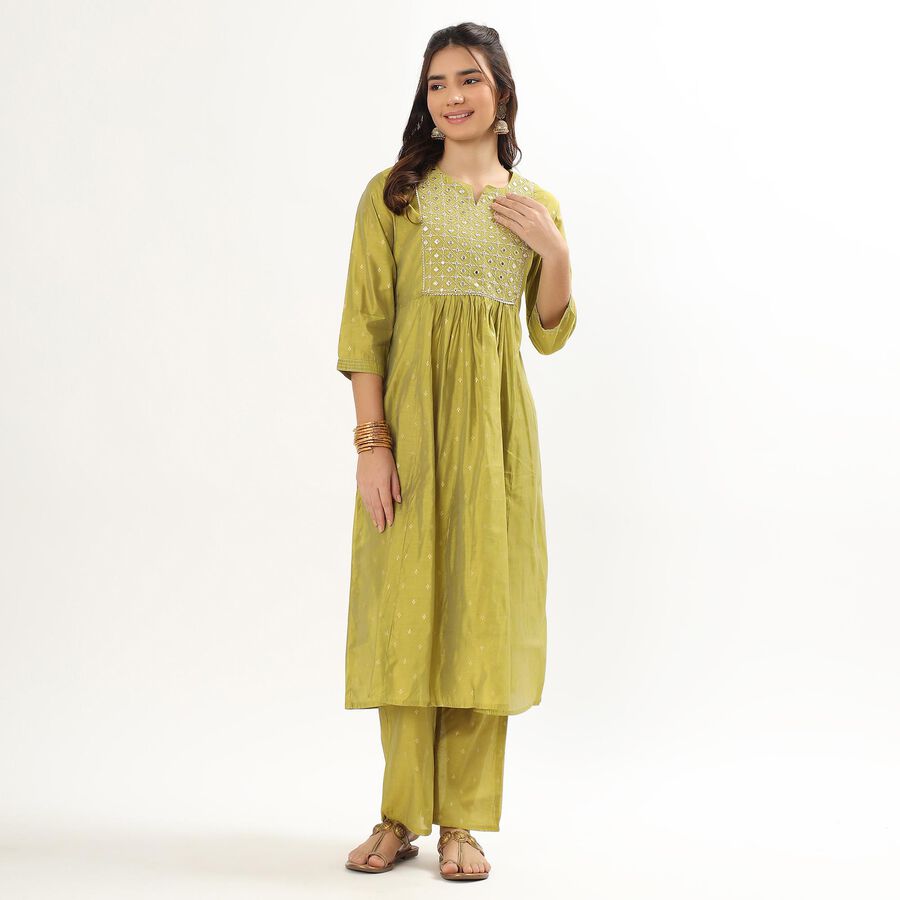 Women's Light Sage Green Round Neck Embroidered Kurta, हल्का हरा, large image number null